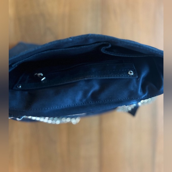 Danier Leather Purse - Picture 5 of 6